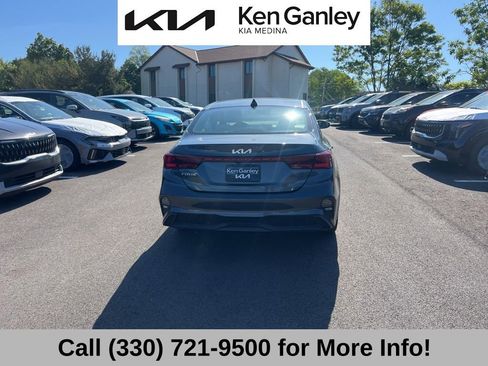 Certified 2023 Kia Forte LXS w/ LXS Technology Package FWD image 7