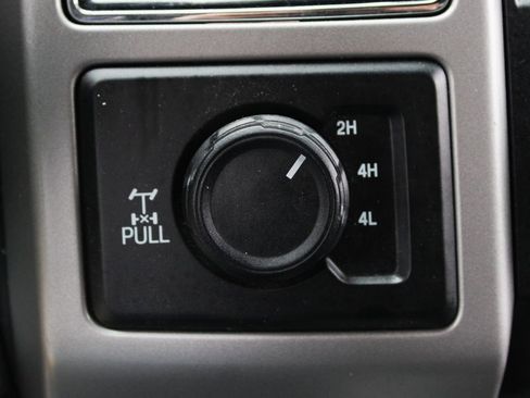 Used 2020 Ford F250 Lariat w/ Lariat Value Package image 34