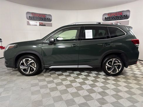 Used 2022 Subaru Forester Touring image 8