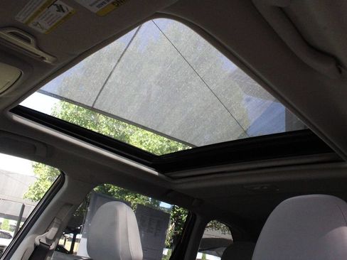 Used 2022 Subaru Forester Premium w/ Popular Package #1 AWD/4WD image 5