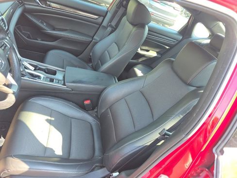 Used 2021 Honda Accord Sport image 10