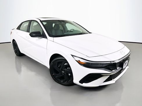 New 2026 Hyundai Elantra SEL Sport Premium image 1