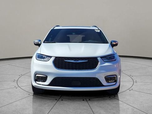 New 2026 Chrysler Pacifica Pinnacle AWD/4WD image 15