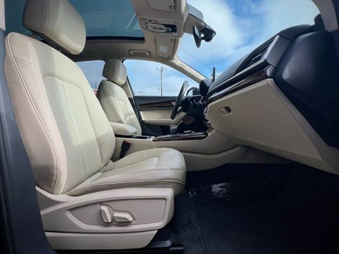 Used 2018 Audi Q5 2.0T Premium Plus w/ Premium Plus Package image 58