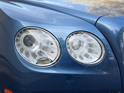 Used 2015 Bentley Flying Spur W12 image 17