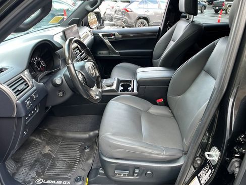 Used 2023 Lexus GX 460 Premium image 9