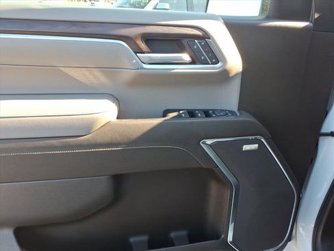 Used 2023 GMC Sierra 1500 SLT w/ SLT Premium Plus Package image 19