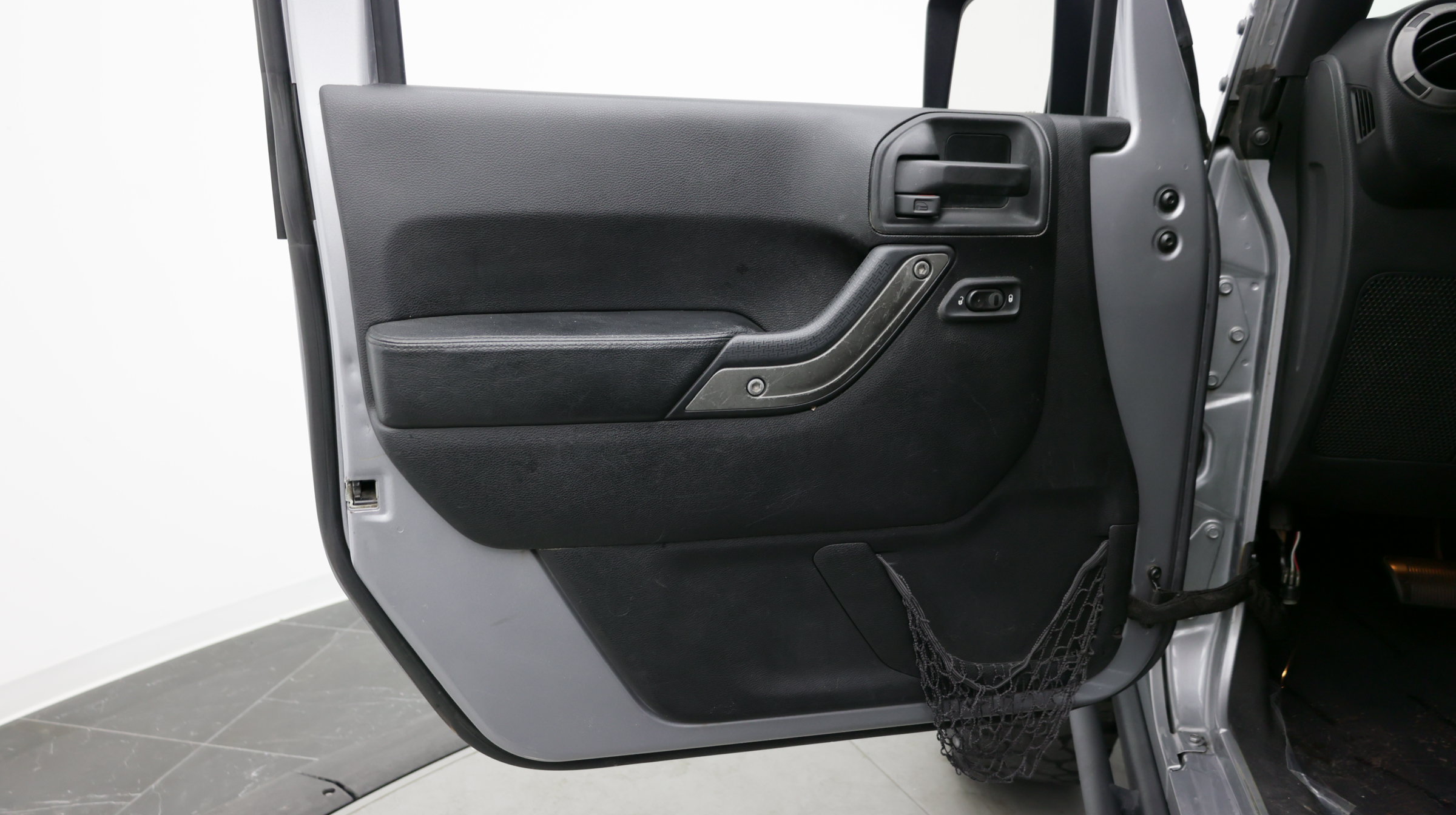 Used 2016 Jeep Wrangler Unlimited Sport AWD/4WD image 8