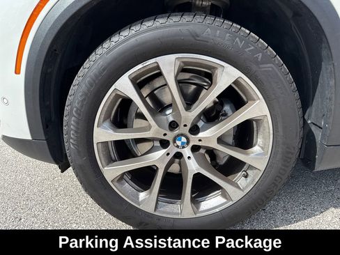 Used 2023 BMW X5 xDrive40i AWD/4WD image 11