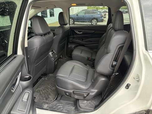 Certified 2023 Subaru Ascent Limited AWD/4WD image 9