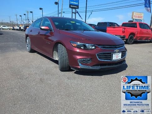 Used 2016 Chevrolet Malibu LT w/ Leather Package image 4