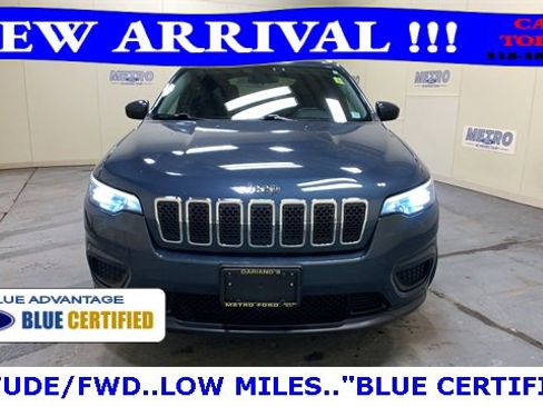 Used 2020 Jeep Cherokee Latitude w/ Cold Weather Group image 38