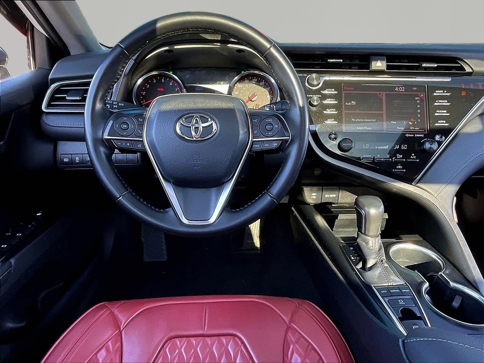 Used 2019 Toyota Camry XSE FWD image 8