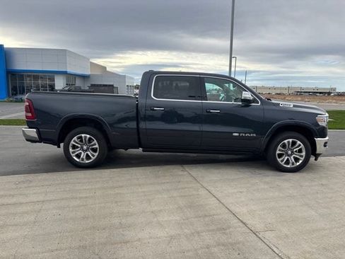 Used 2019 RAM 1500 Limited AWD/4WD image 2