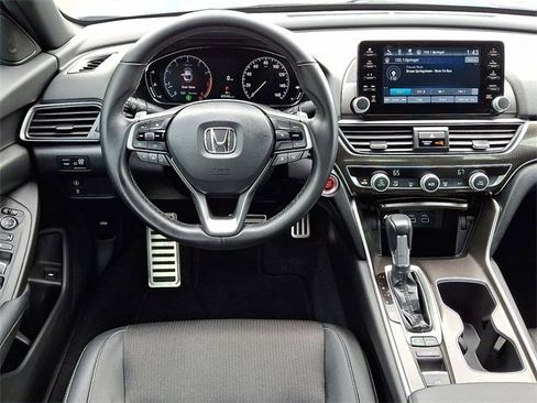 Used 2022 Honda Accord Sport image 12