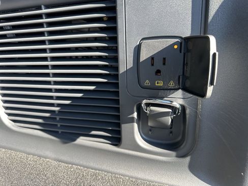 New 2026 Ford Expedition Max Platinum w/ Stealth Performance Package image 21