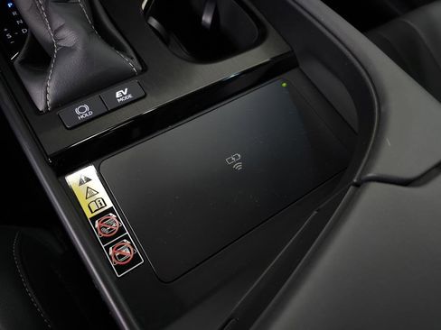 Certified 2024 Lexus ES 300h F Sport image 33