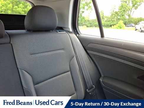 Used 2019 Volkswagen Golf S FWD image 26