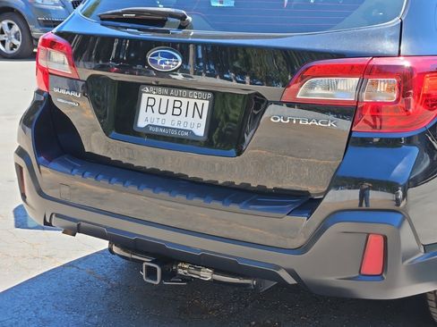 Used 2018 Subaru Outback 2.5i image 9