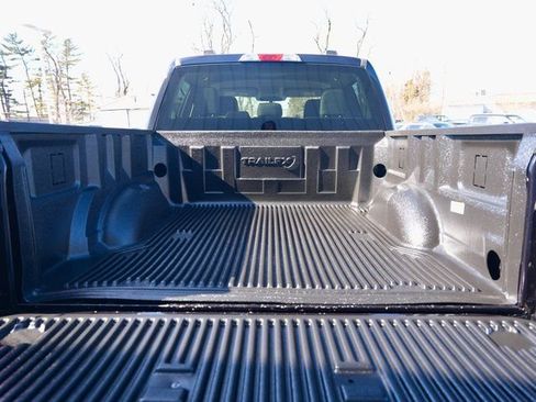 Used 2024 Ford F150 XLT AWD/4WD image 6