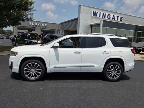 Used 2023 GMC Acadia Denali AWD/4WD image 2