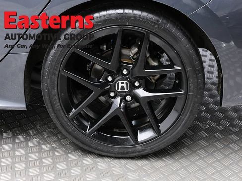 Used 2024 Honda Civic Sport image 8