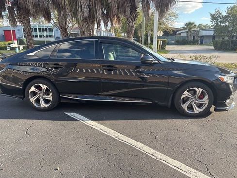 Used 2018 Honda Accord EX-L image 4