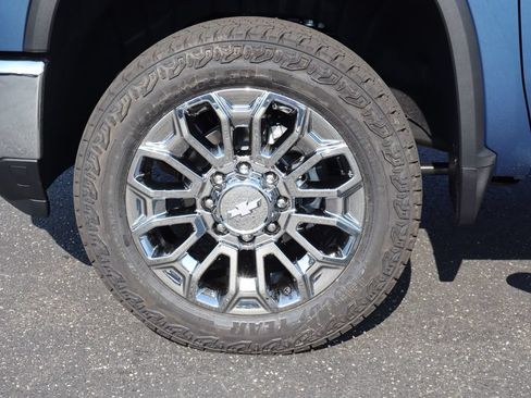 New 2026 Chevrolet Silverado 2500 LT w/ All Star Edition AWD/4WD image 27