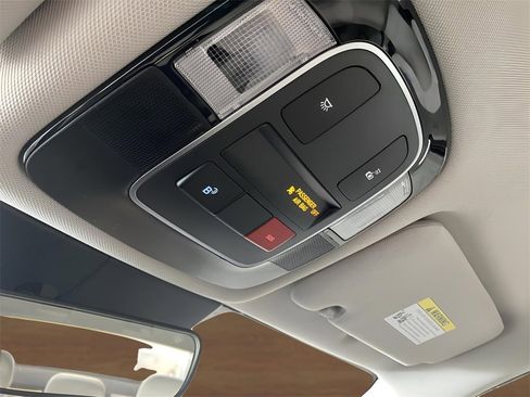 Used 2025 Hyundai Sonata SEL image 19
