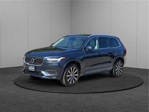 Used 2023 Volvo XC90 B6 Core w/ Protection Package Premier image 4
