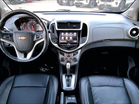 Used 2020 Chevrolet Sonic Premier image 13