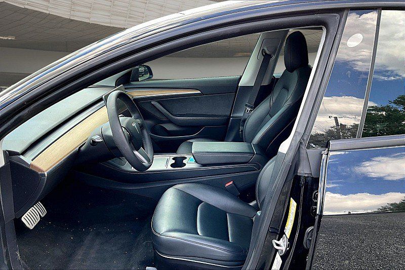 Used 2022 Tesla Model 3 Performance AWD/4WD image 20