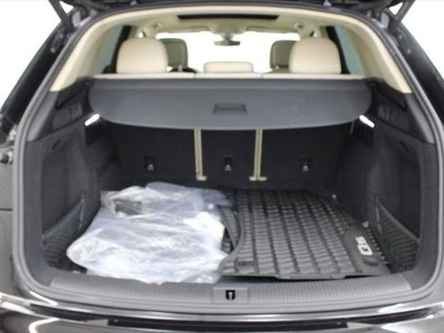 Certified 2022 Audi Q5 2.0T Premium Plus w/ Premium Plus Package AWD/4WD image 31