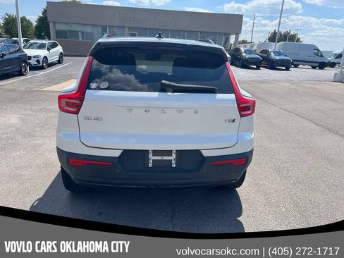 Used 2021 Volvo XC40 T5 R-Design w/ Advanced Package AWD/4WD image 8