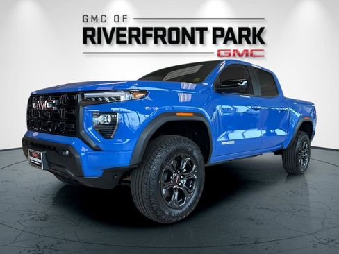 New 2025 GMC Canyon Elevation w/ Convenience Package image 7