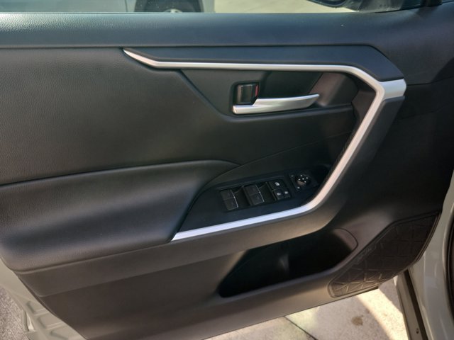 Certified 2023 Toyota RAV4 XLE Premium AWD/4WD image 21