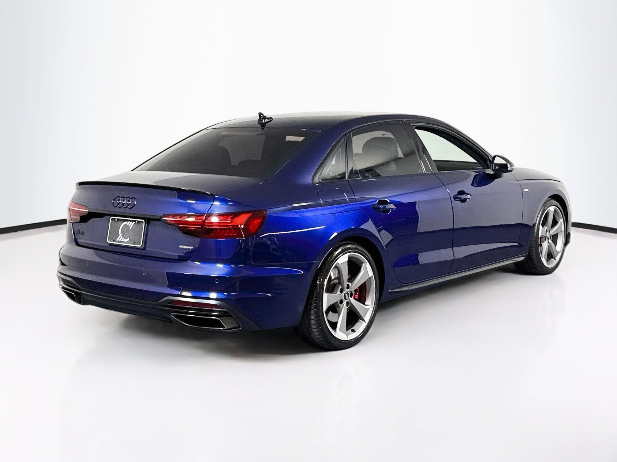Used 2023 Audi A4 2.0T Premium Plus w/ Premium Plus Package AWD/4WD image 5