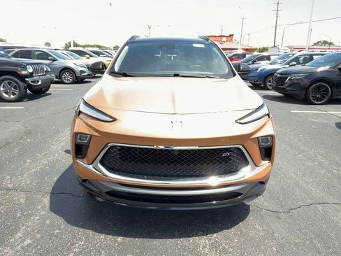 Used 2024 Buick Encore GX Sport Touring w/ Comfort Package AWD/4WD image 2
