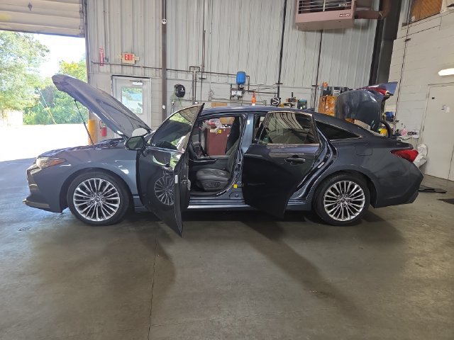 Used 2019 Toyota Avalon Limited w/ Advanced Safety Package FWD image 41