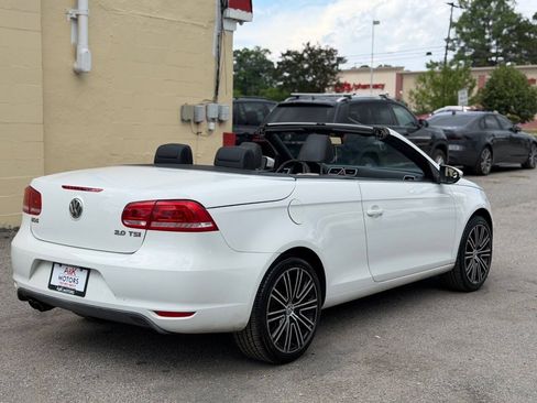 Used 2015 Volkswagen Eos Final Edition FWD image 8