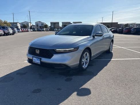 Certified 2025 Honda Accord LX image 1