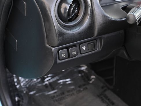 Used 2002 MAZDA MX-5 Miata image 22