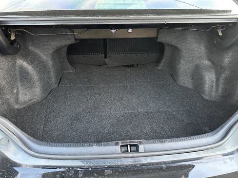 Used 2016 Toyota Camry SE image 25