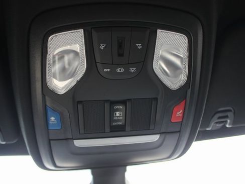 Used 2022 RAM 1500 Big Horn image 14