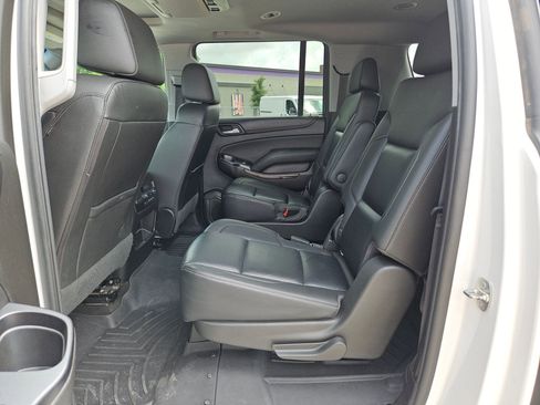 Used 2018 Chevrolet Suburban LT AWD/4WD image 14
