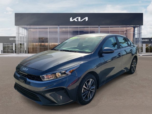 Certified 2024 Kia Forte LXS FWD image 4