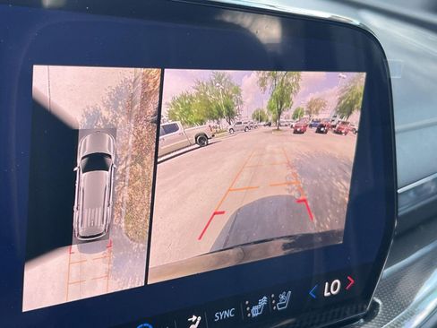 New 2026 Chevrolet Traverse High Country FWD image 25