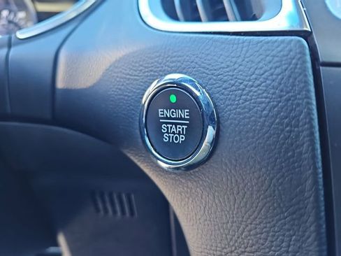 Used 2020 Ford Edge Titanium w/ Equipment Group 301A image 22