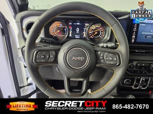 Used 2024 Jeep Wrangler Unlimited Sport AWD/4WD image 15