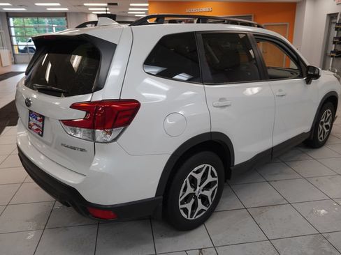 Used 2023 Subaru Forester Premium AWD/4WD image 15